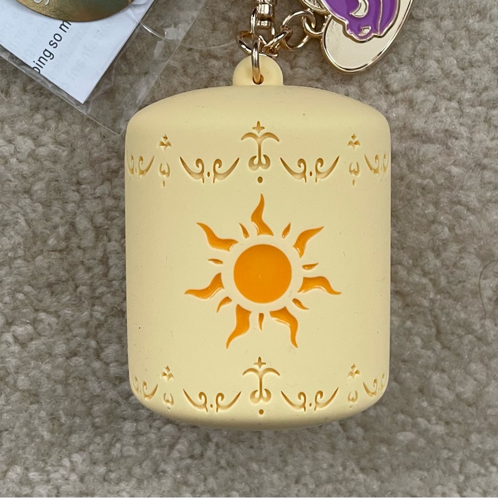 Bath & Body Works Disney Princess Rapunzel Tangled Lantern PocketBac Holder - Picture 11 of 16